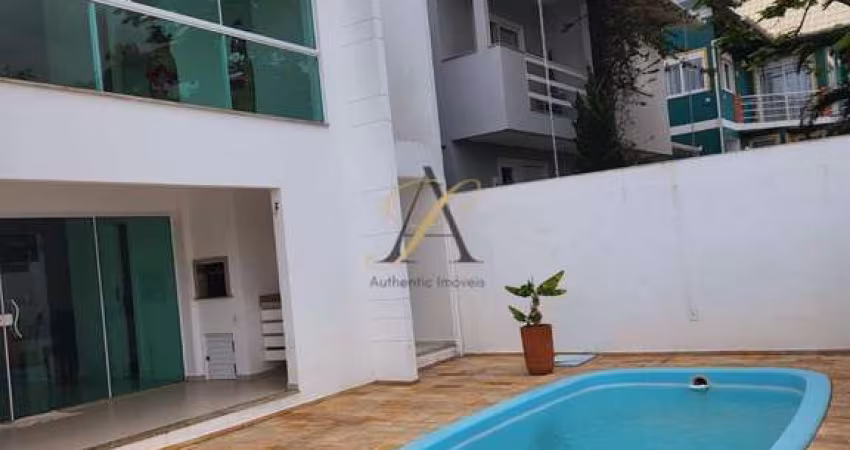 Casa mobiliada na Praia dos Amores em Balneário Camboriú