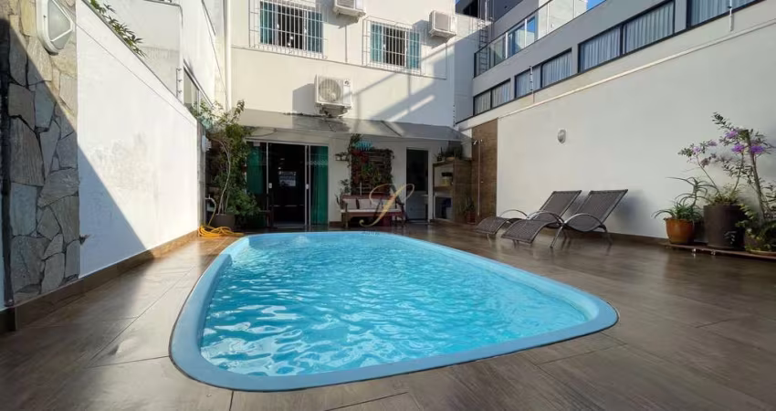 Casa bem localizada na Praia dos Amores em Balneário Camboriú
