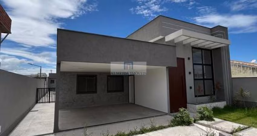 Casa Alto Padrão em Jardim Atlântico, Maricá/RJ