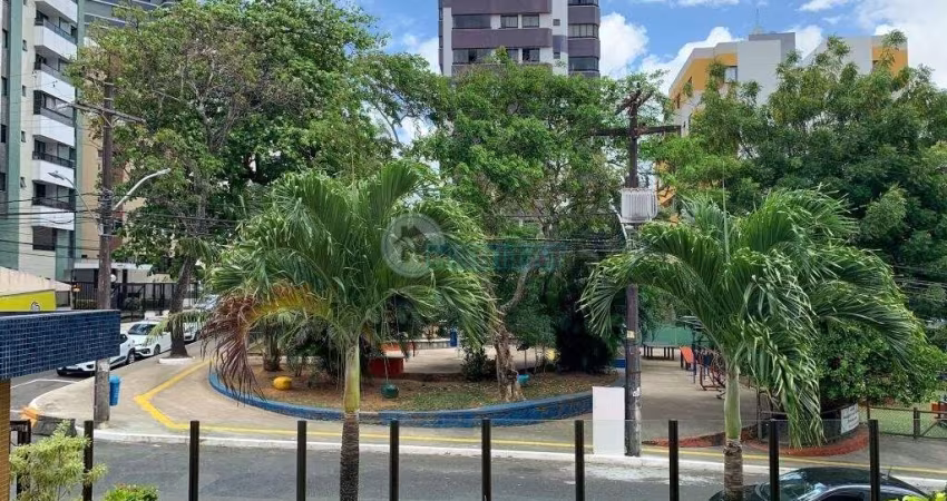 Apartamento de 4/4 a venda no Caminho da Árvores