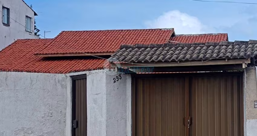 Casa Ampla em excelente localização -  Stela Mares