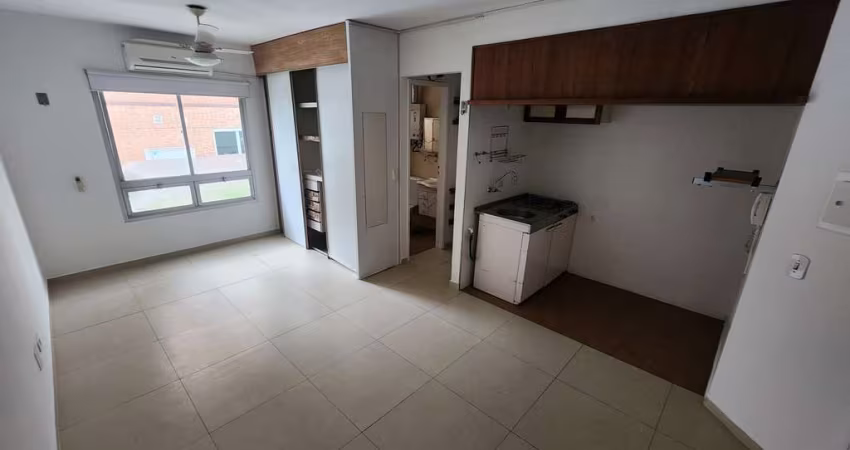 à venda, Santa Cecília, São Paulo, SP