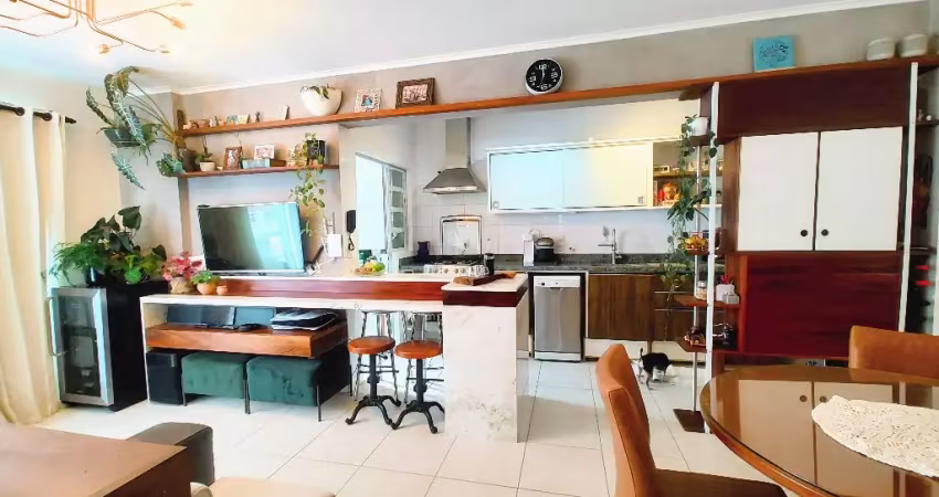 Apartamento 2 quartos com suíte, próximo a Ponte  Hercílio Luz, Florianópolis, Sc