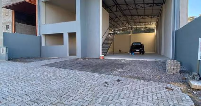 Pavilhão / Depósito Jardim das Hortências Caxias do Sul