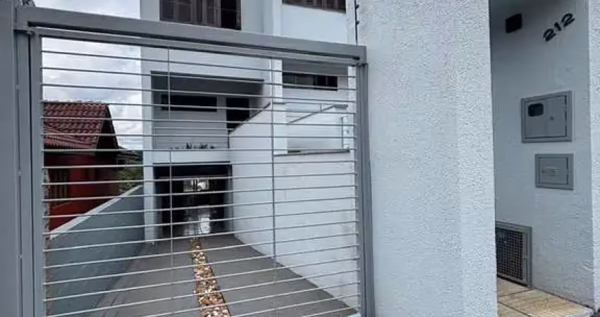 Casa com 2 quartos para alugar na Ana Rech, Caxias do Sul 