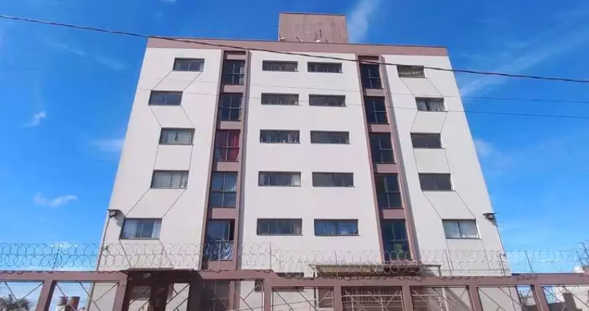 Apartamento com 2 quartos para alugar no Jardelino Ramos, Caxias do Sul 