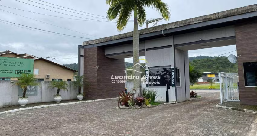Terreno à venda, 216 m² por R$ 82.000,00 - Pindobas - Maricá/RJ