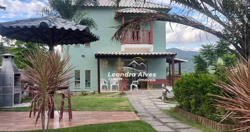 Casa com 3 dormitórios à venda, 150 m² por R$ 600.000,00 - Espraiado - Maricá/RJ