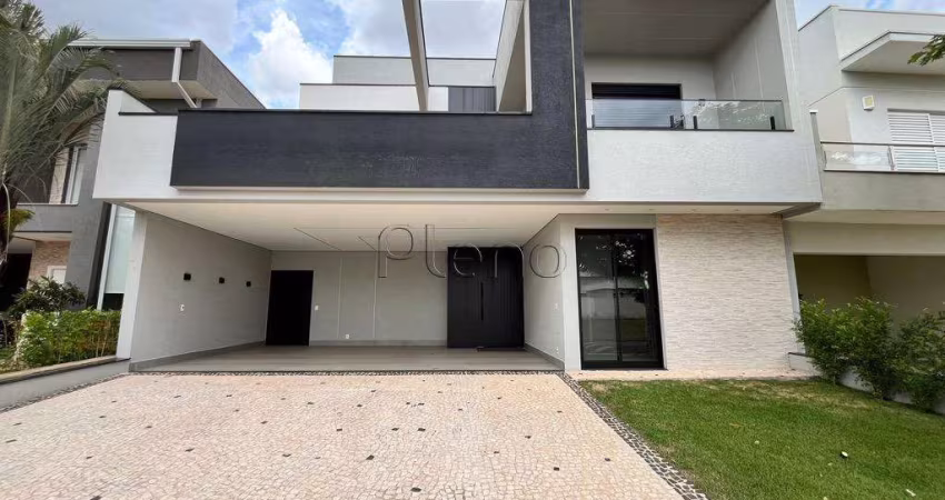 Casa à venda em Paulínia, Parque Brasil 500, com 4 quartos, com 272.46 m²