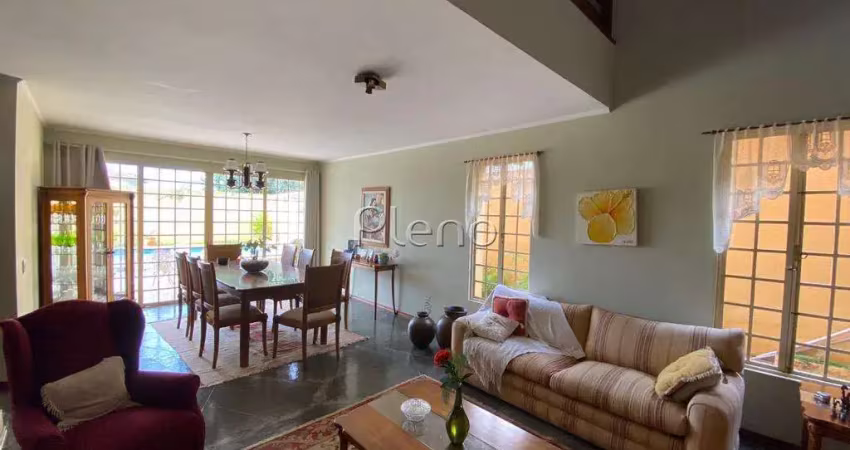 Sobrado à venda em Campinas, Jardim das Palmeiras, com 3 quartos, com 267 m², Alto das Palmeiras
