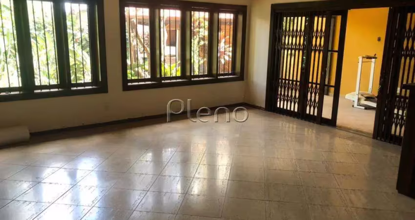 Locação | Sobrado com 272,00 metroQuadrado, 3 dormitório(s), 5 vaga(s). Chácara da Barra, Campinas