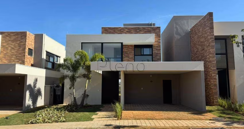 Casa à venda no Alphaville Dom Pedro, 3 quartos - Campinas.
