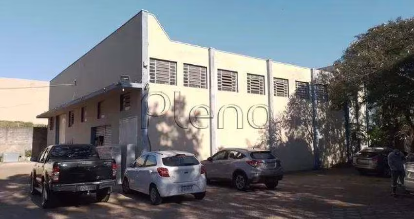 Barracão à venda em Campinas, Parque Rural Fazenda Santa Cândida, com 1920 m²