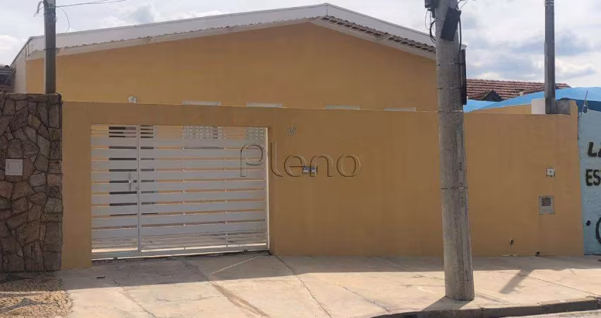 Casa à venda com 3 quartos no Jardim Nova Europa, Campinas.