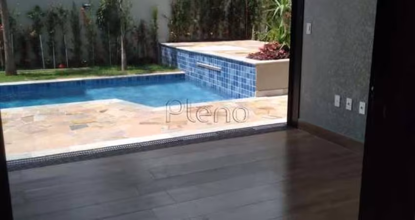 Sobrado à venda com 4 suítes no Royal Garden em Paulínia