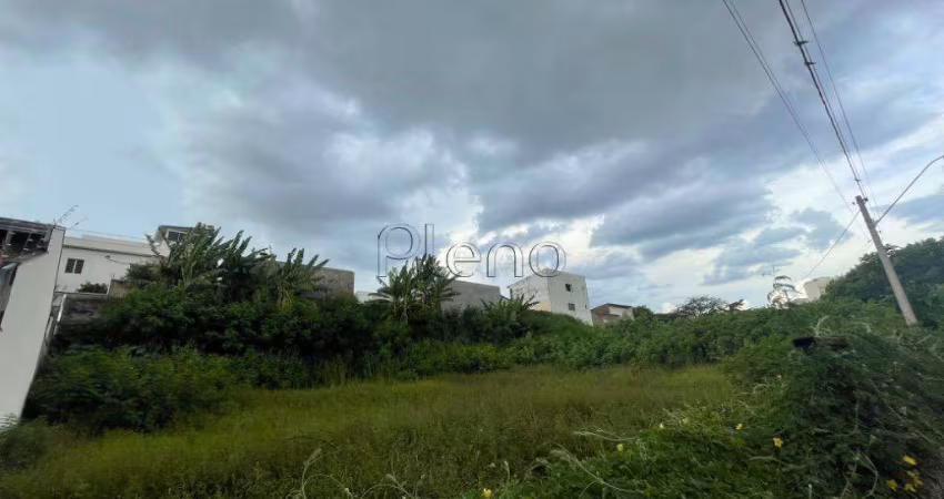 Terreno à venda com 950 m² na Vila São Bento, Campinas.