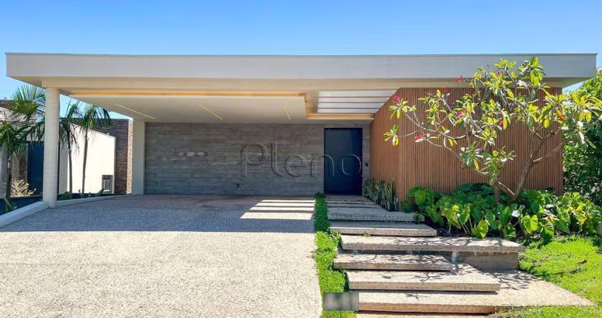 Casa à venda com 5 suítes no Residencial Jatibela, em Campinas