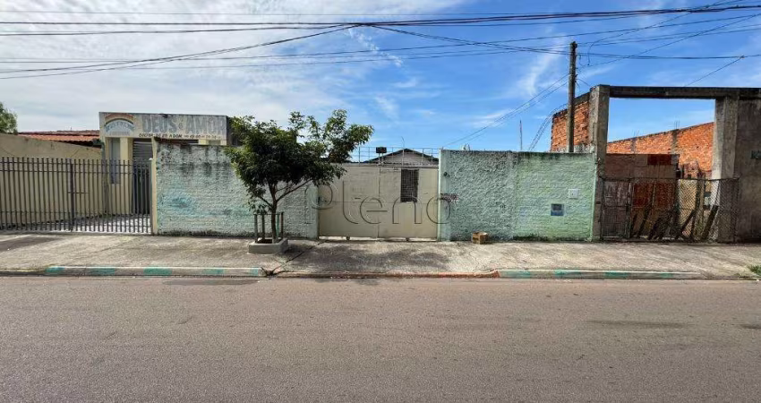 Casa à venda com 3 quartos no Jardim do Lago Continuação,  Campinas.
