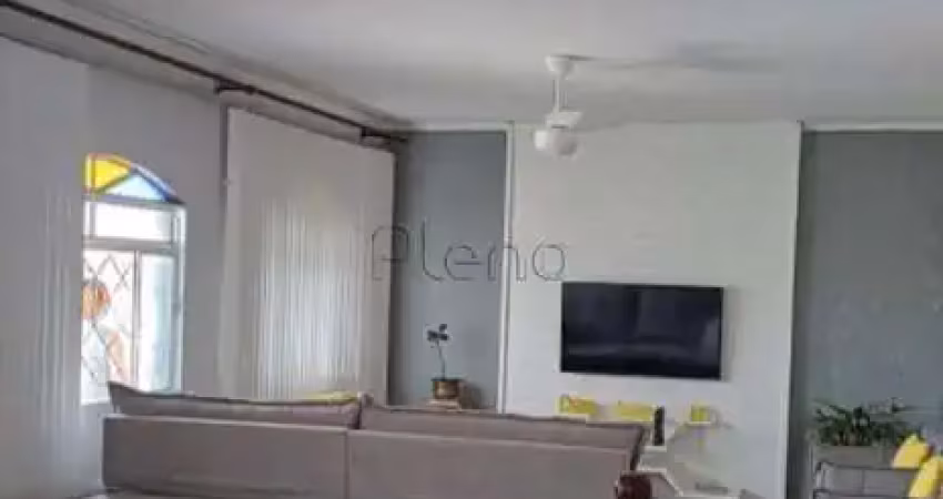 Sobrado à venda com 3 quartos no Jardim Carlos Lourenço, em Campinas
