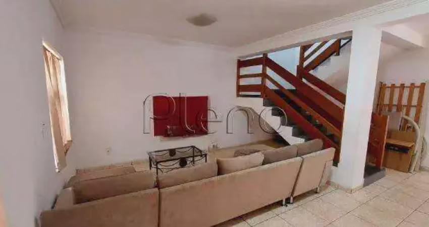 Casa à venda em Campinas, Cidade Universitária, com 4 quartos, com 246 m²