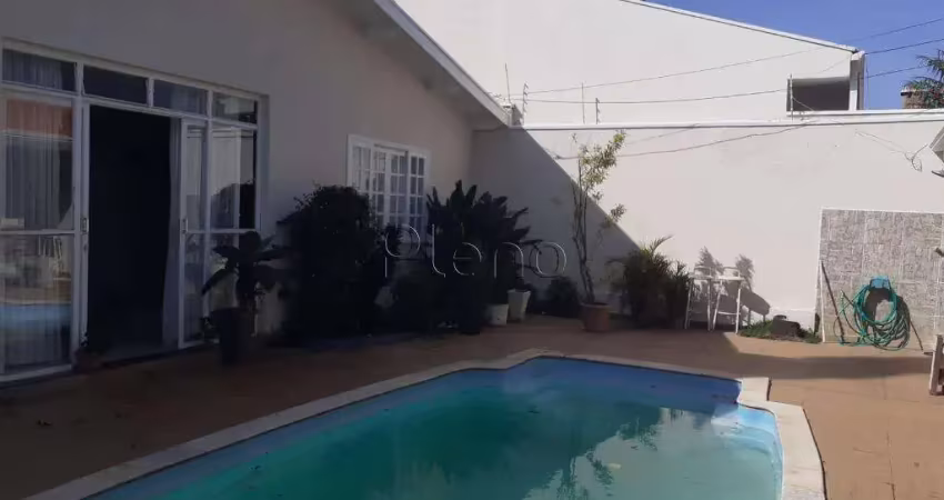 Casa à venda em Indaiatuba, Jardim Regina, com 3 quartos, com 259.81 m²