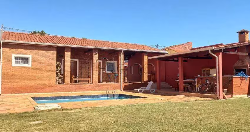 Casa à venda em Campinas, Cidade Universitária, com 1 suíte, com 193 m²