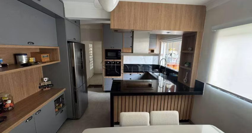 Casa à venda em Campinas, Conjunto Habitacional Parque da Floresta, com 3 quartos, com 180 m²