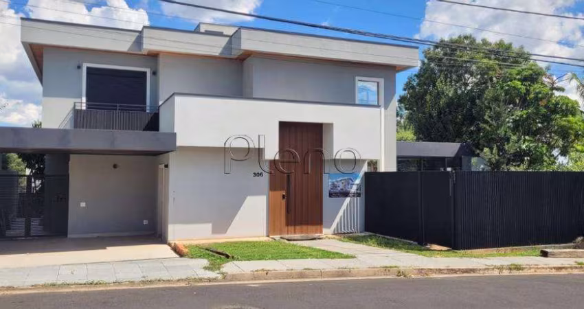 Sobrado à venda em Campinas, Bairro das Palmeiras, com 3 suítes, com 290 m²