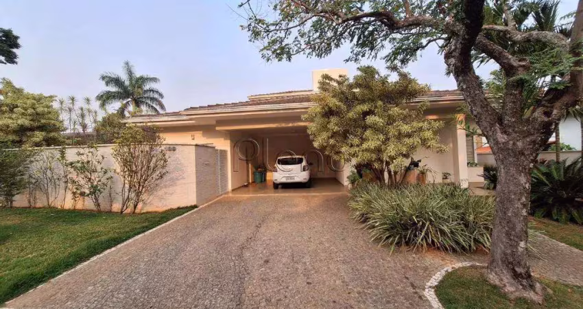 Casa à venda em Valinhos, Joapiranga, com 3 suítes, com 253 m², Condomínio Vale do Itamaracá