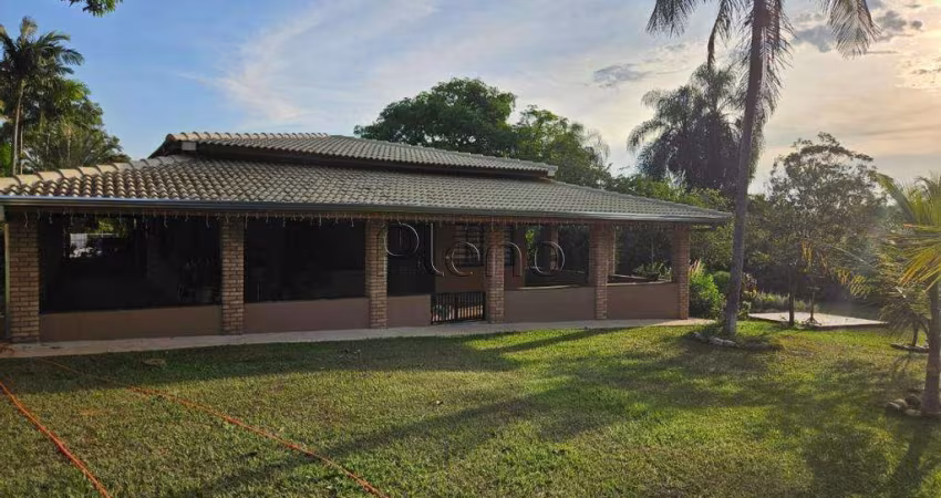 Chácara à venda em Salto, Residencial Primavera, com 5 quartos, com 10000 m²