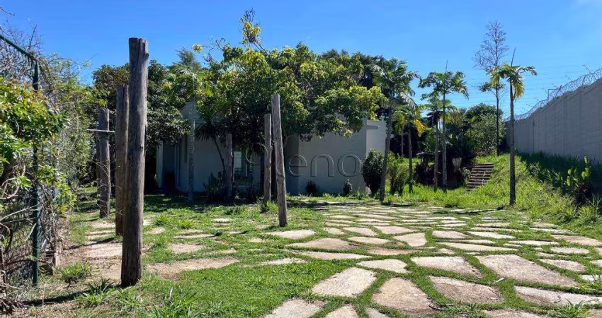 Casa à venda em Campinas, Residencial São Luís, com 2 suítes, com 125 m²
