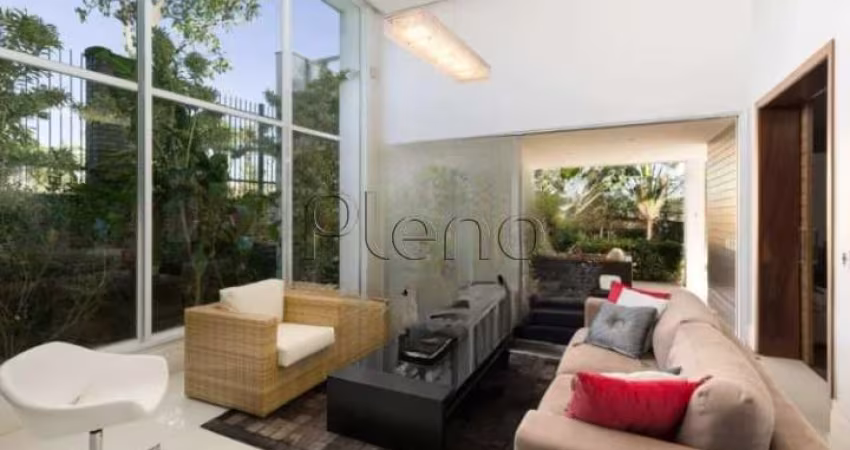Sobrado à venda em Campinas, Residencial Parque das Araucárias, com 4 suítes, com 435 m²