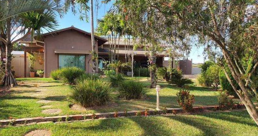 Casa à venda em Jaguariúna, Centro, com 3 suítes, com 450 m², Condomínio Residencial Plazza Ville
