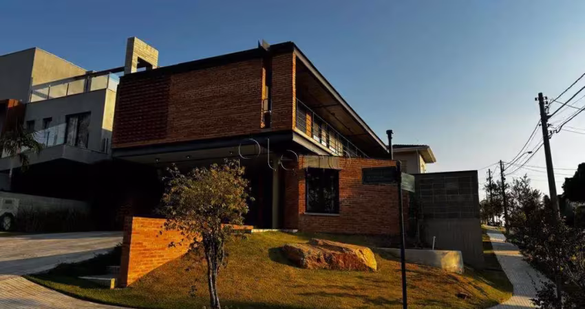 Sobrado à venda em campinas, swiss park, com 3 suítes, com 330 m²
