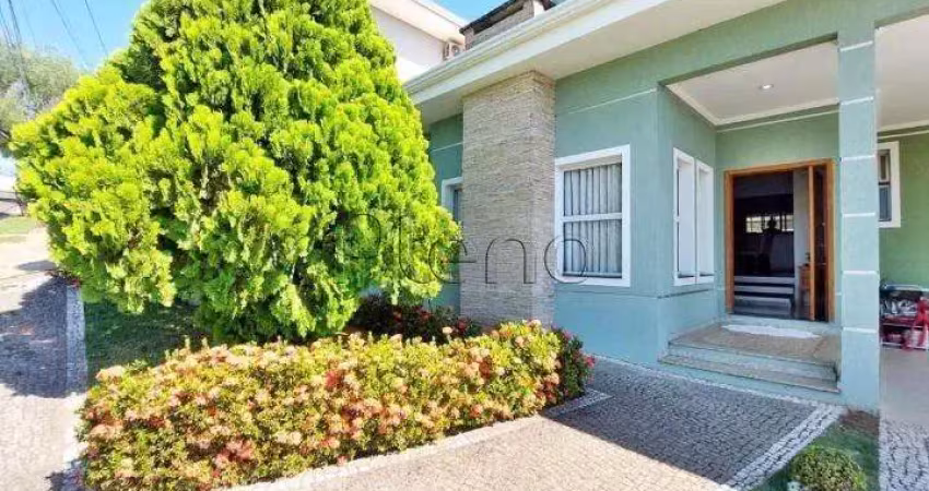 Sobrado à venda em valinhos, condominio morada das nascentes, com 4 quartos, com 273 m²