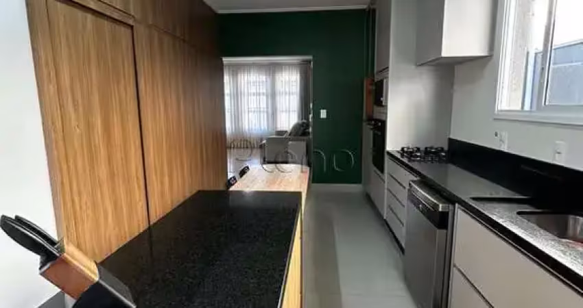 Casa à venda em valinhos, castelo, com 2 quartos, com 138 m²