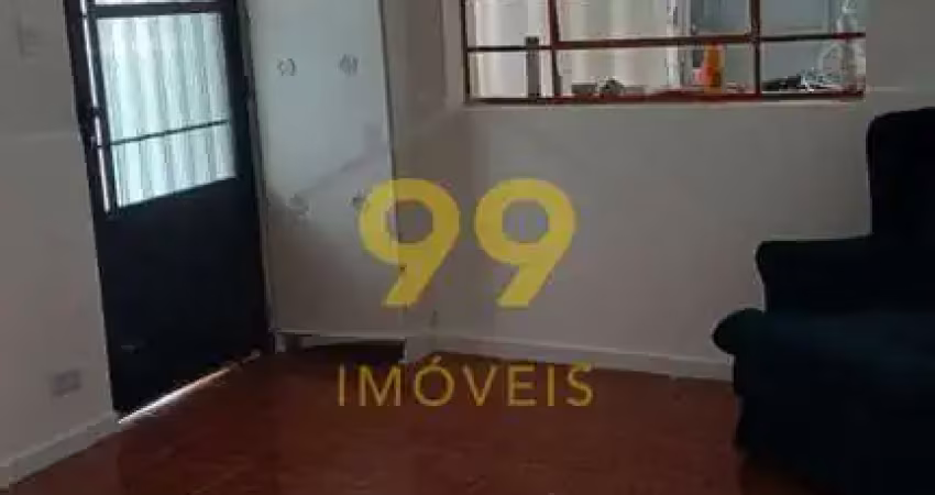 Casa com 2 quartos para alugar na Rua Sargento José Martins Dias, 76, Jardim Taquaral, São Paulo