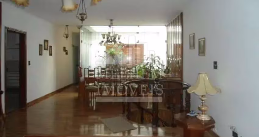 Casa com 4 quartos para alugar na Rua Alberto Moreira Batista Filho, Jardim Japão, São Paulo