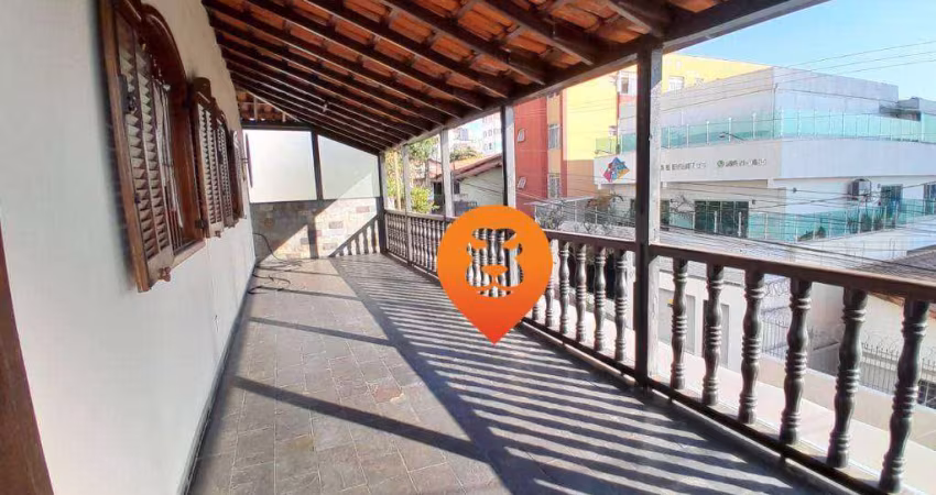 Casa com 4 dormitórios para alugar, 185 m² por R$ 6.317,00/mês - Ipiranga - Belo Horizonte/MG