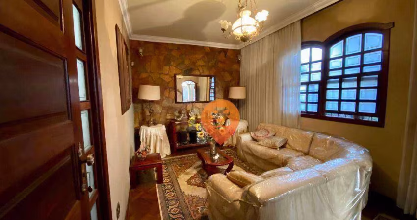 Casa à venda, 215 m² por R$ 950.000,00 - Horto - Belo Horizonte/MG