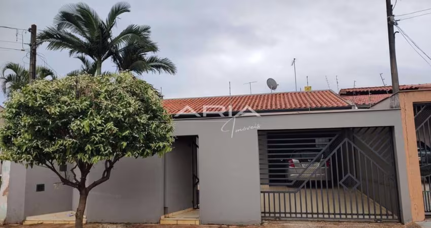 Casa à venda com 3 dormitórios e 1 suíte, Residencial Abussafe, LONDRINA - PR
