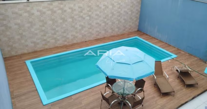 Casa Sobrado comercial e residencial à VENDA no Jardim Santo Amaro em Cambé-PR.