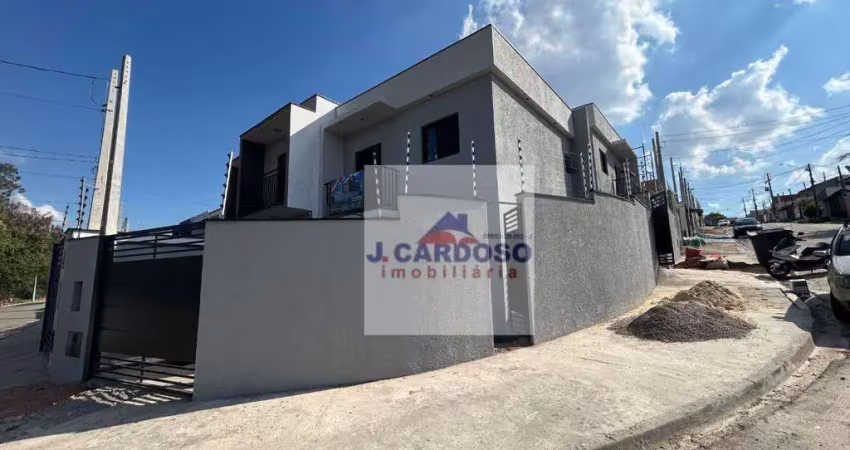 Sobrado novo isolado no piazza di roma com 2 dorms, varanda e churrasqueira