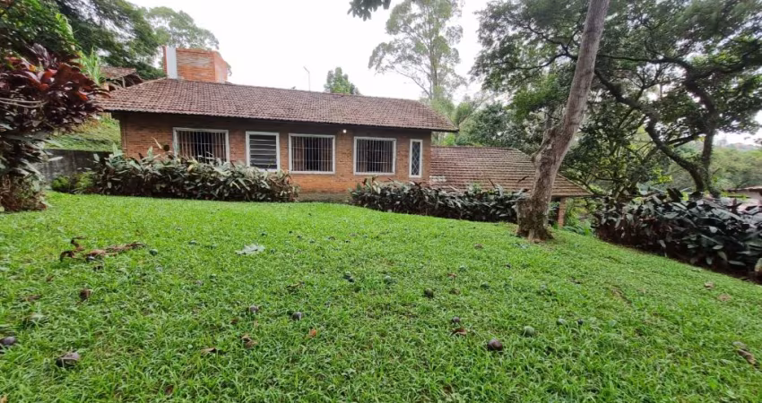Casa  Térrea  a  venda- Cotia