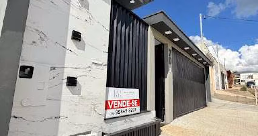 Casa com 3 dormitórios à venda, 200 m² por R$ 850.000,00 - BELO HORIZONTE 2 - Varginha/MG