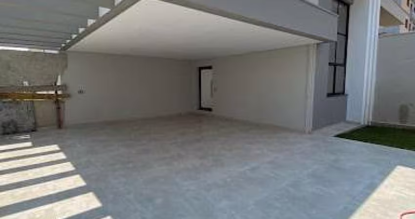 Casa com 4 dormitórios à venda, 272 m² por R$ 1.680.000,00 - Jardim Canaã - Varginha/MG