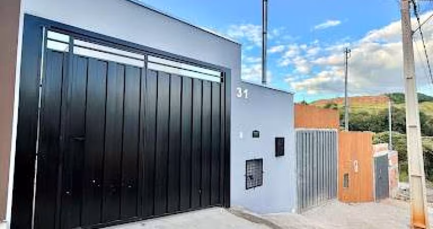 Casa com 2 dormitórios à venda, 68 m² por R$ 320.000,00 - Vargem - Varginha/MG