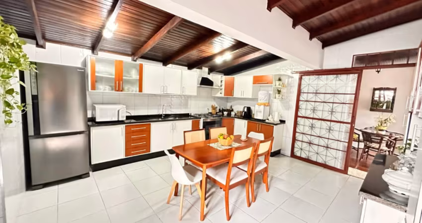 Casa 3 quartos Palmital Paranagua