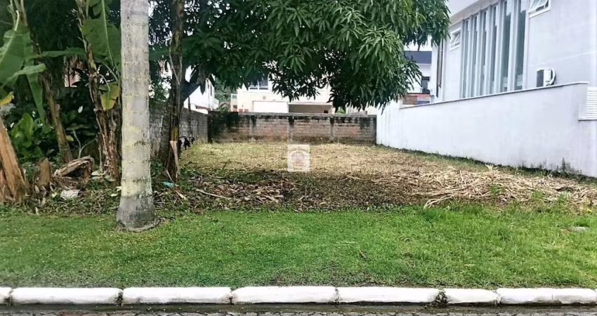 Terreno à venda em Guarujá/SP