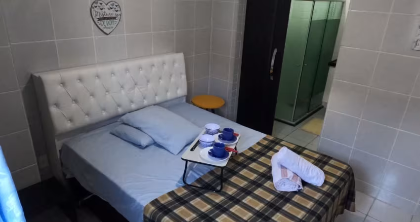 Apto 1 quarto, mobiliado, na primeira quadra da praia de Cabo Branco, em João Pessoa.